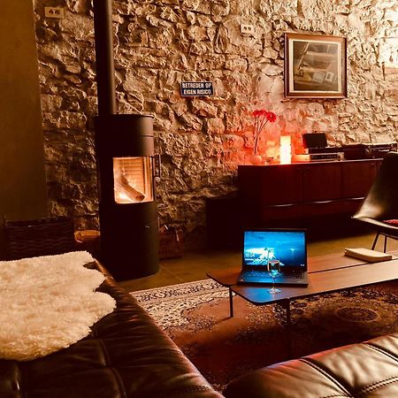 Gerestaureerde Hoeve Met Zicht Дюрби Екстериор снимка